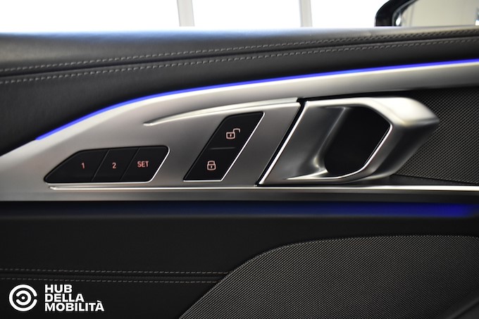 BMW M850i xDrive Cabrio